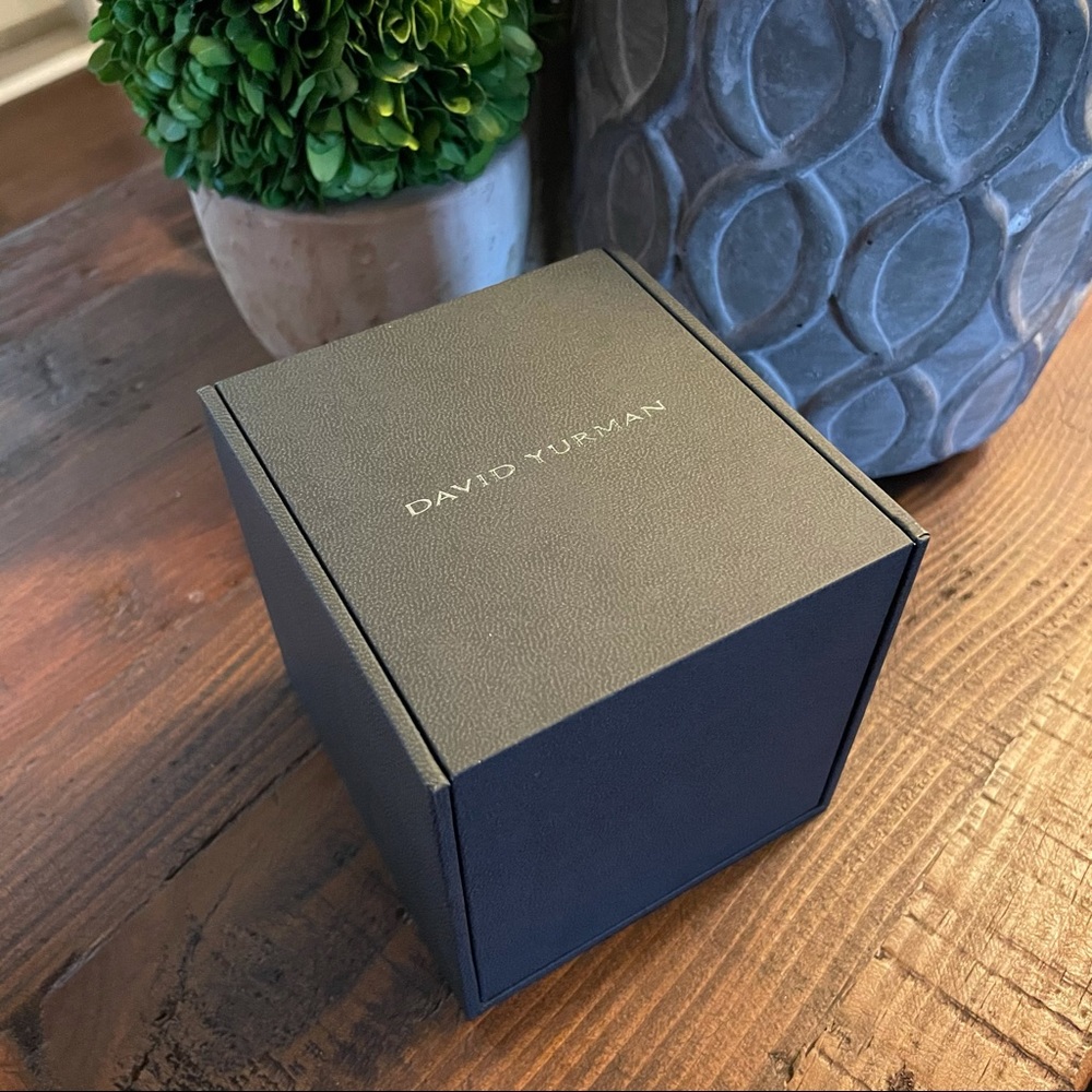 David Yurman Hoop Earring Box